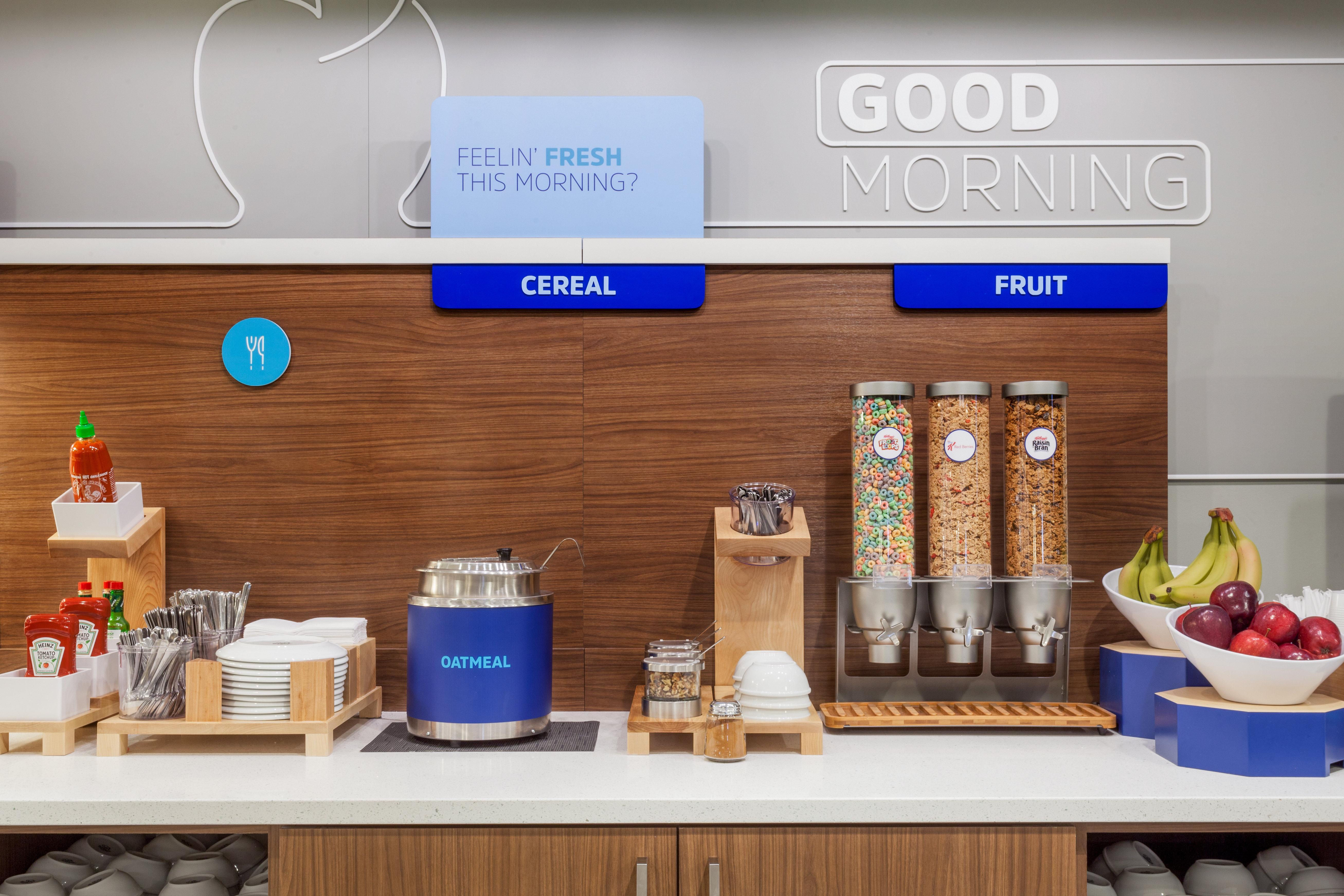 Holiday Inn Express Vancouver-Metrotown Burnaby Extérieur photo