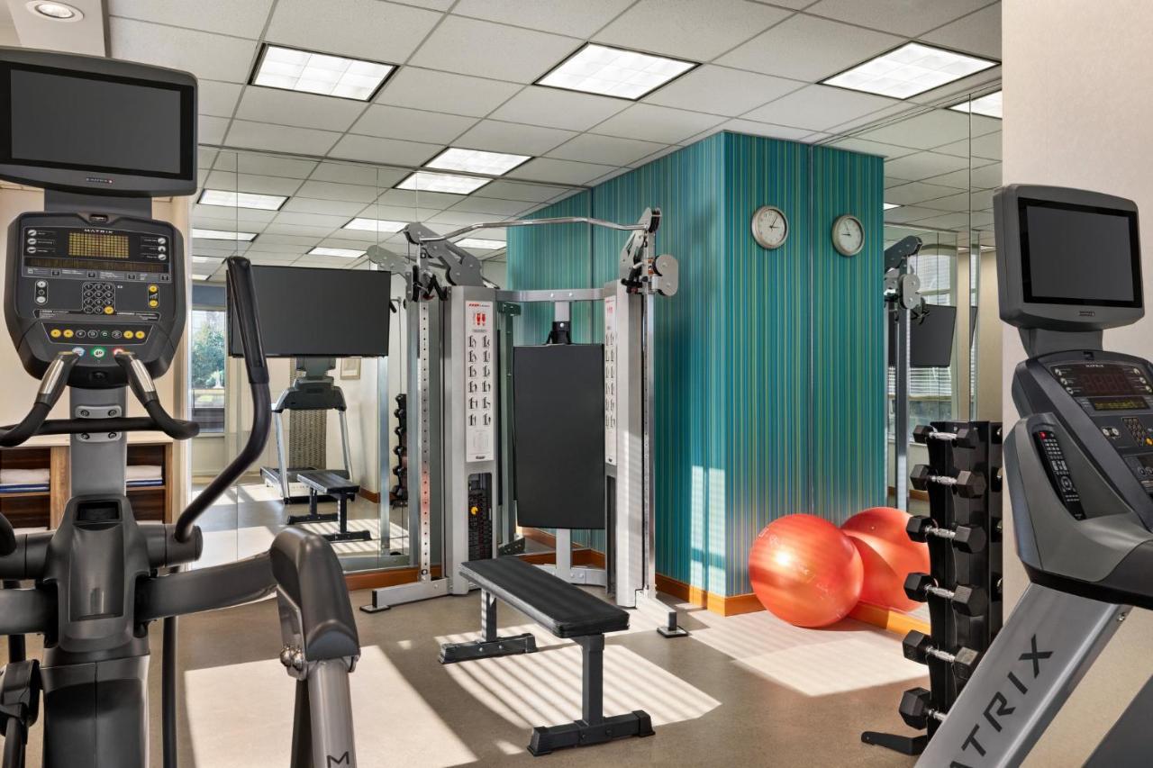 Holiday Inn Express Vancouver-Metrotown Burnaby Extérieur photo