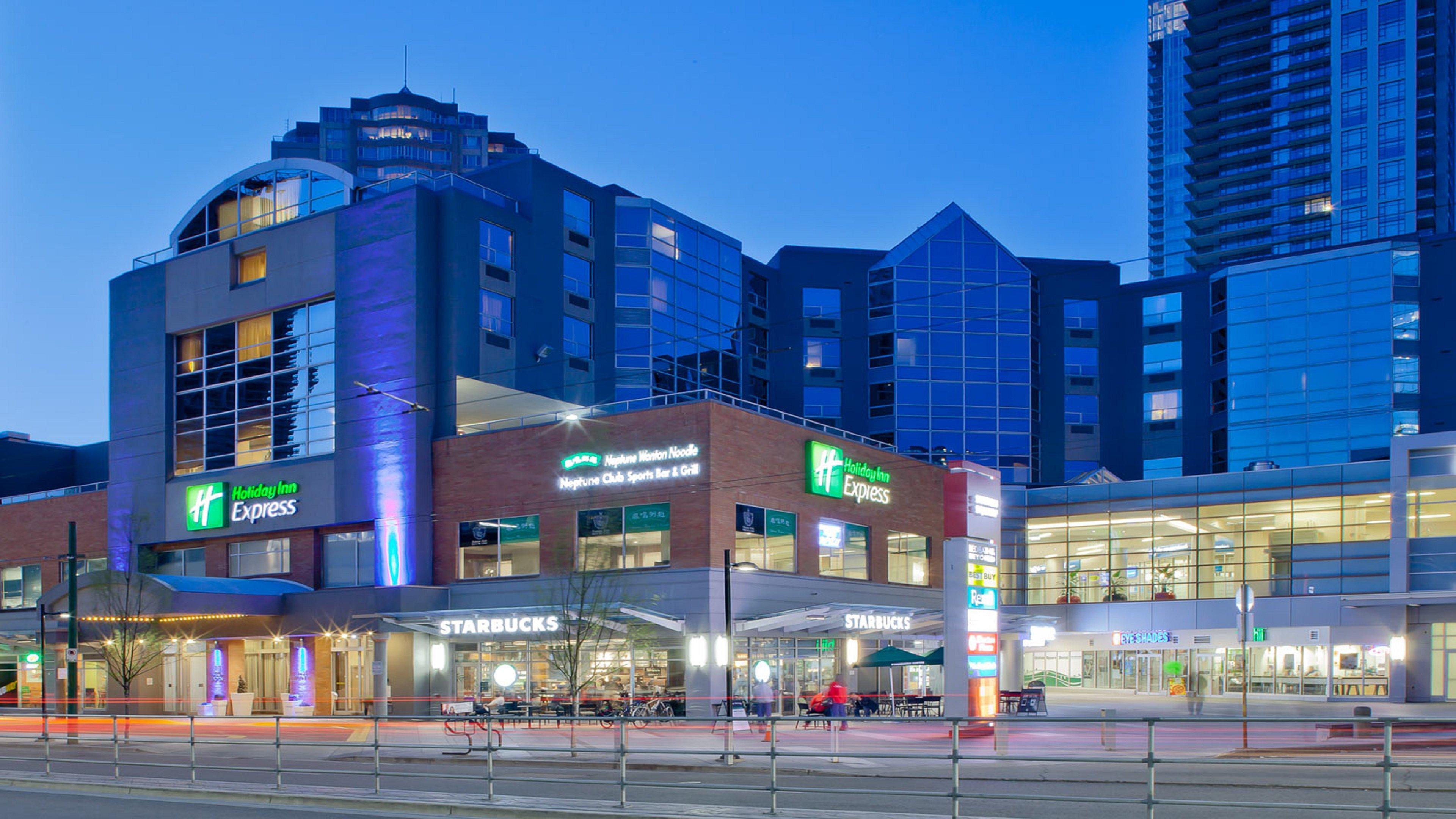 Holiday Inn Express Vancouver-Metrotown Burnaby Extérieur photo